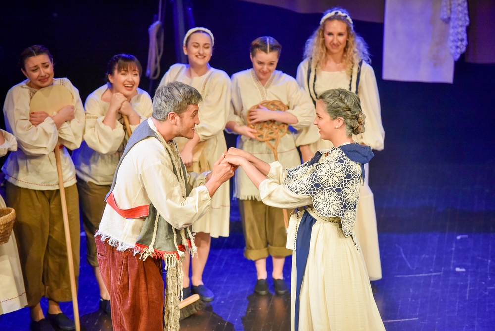 GLAZBENI PIKNIK - PIKNI ZA ULAZNICU REGOČ, opera za djecu i mlade ...